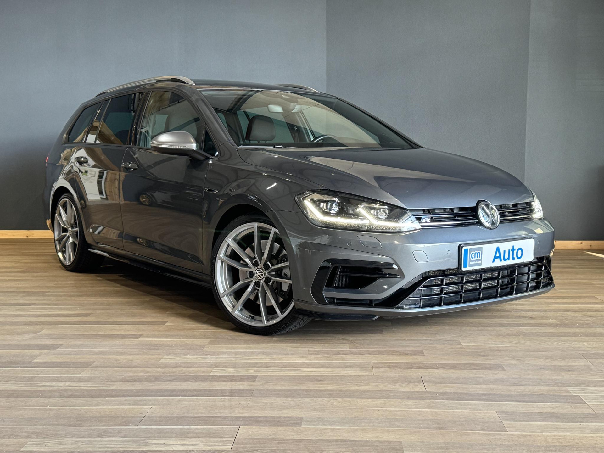 Volkswagen GOLF Variant 2.0 TSI 4Motion R