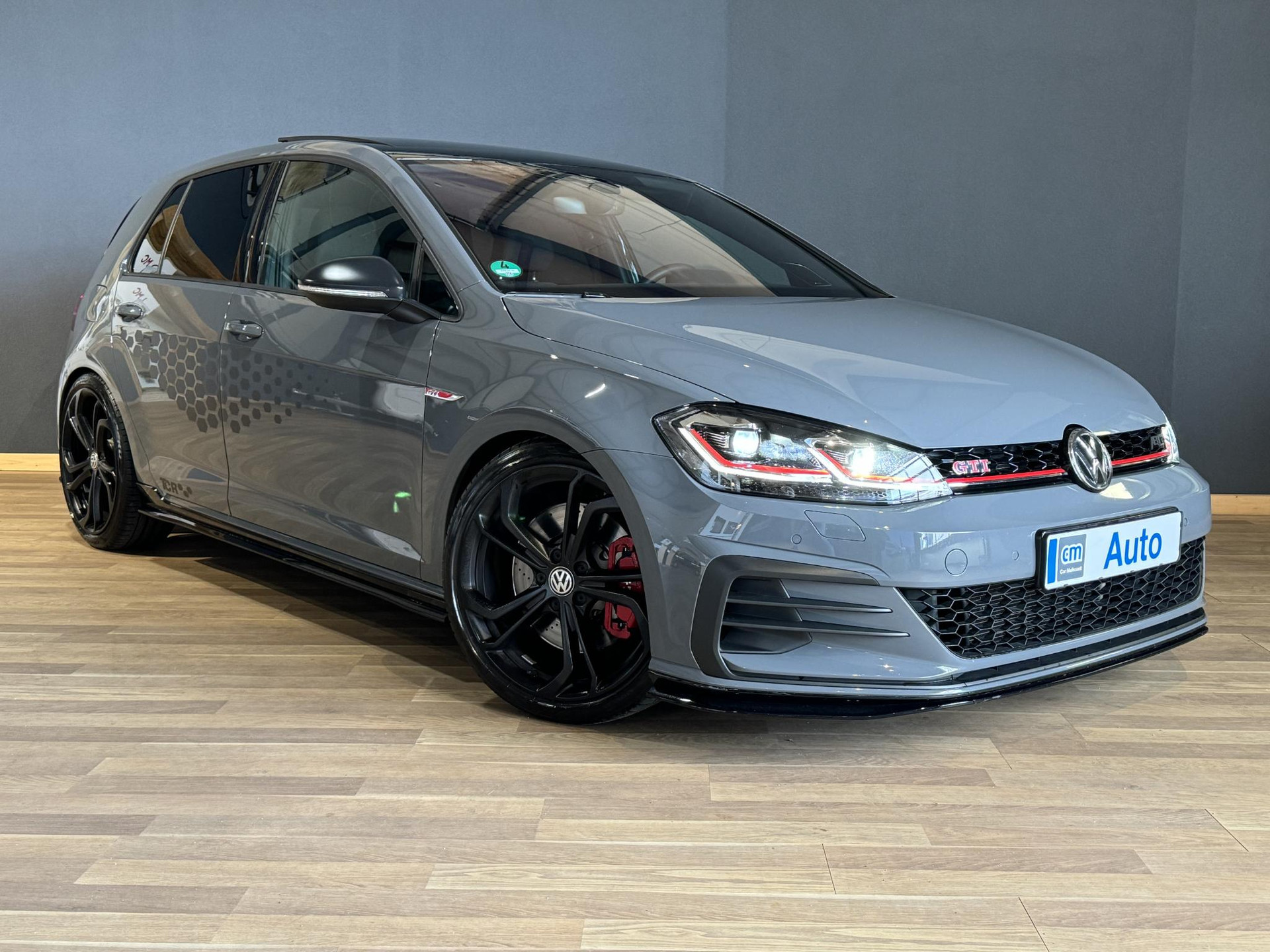 Volkswagen Golf 2.0 TSI GTI TCR