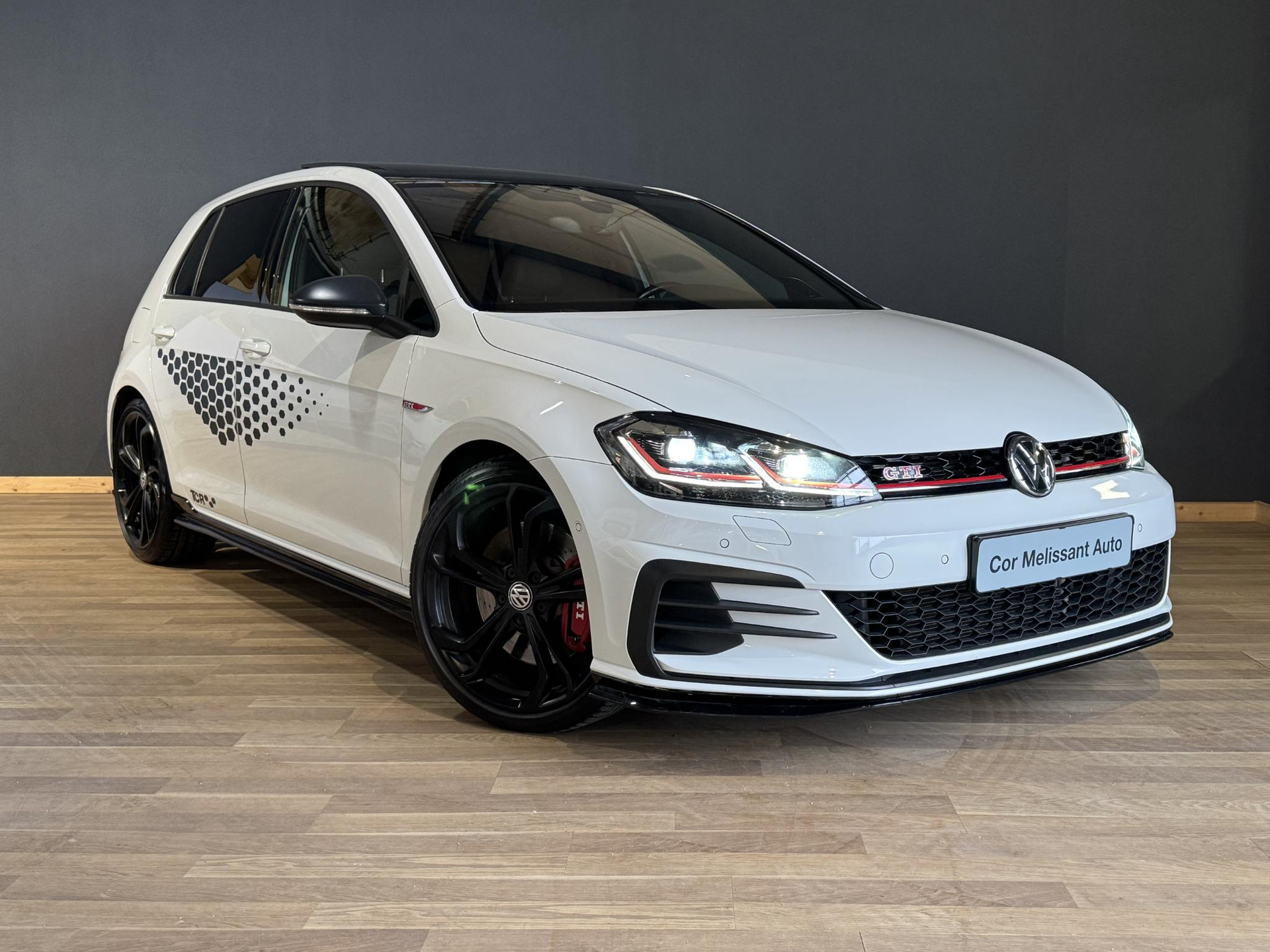 Volkswagen Golf 2.0 TSI GTI TCR