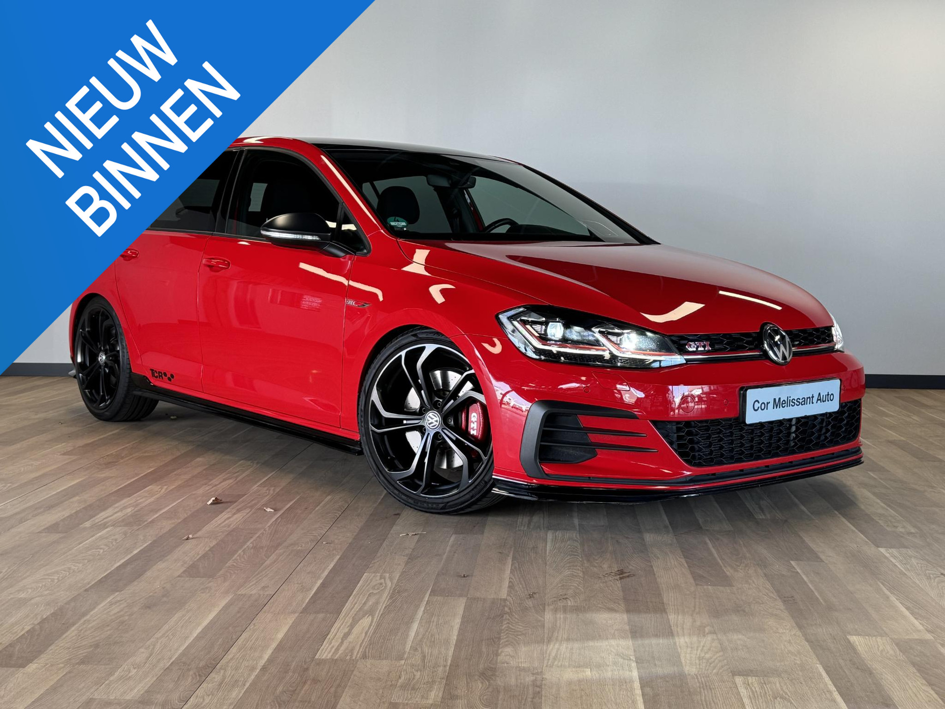 Volkswagen Golf 2.0 TSI GTI TCR